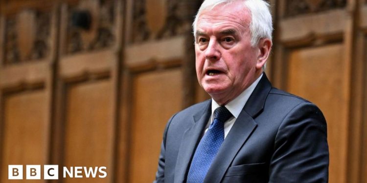 Readmites laborales McDonnell y Begum después de Benefit Cap Rebellion