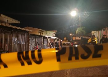 Mujer Asesinada Con un disparar en la Cabeza en Barrio de San José