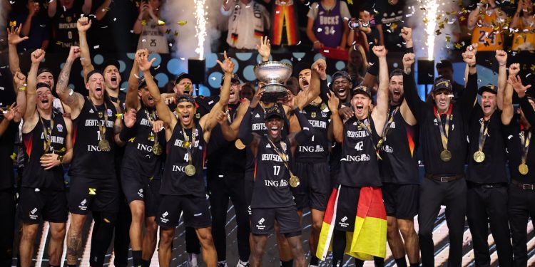 UNA Alemania para la Historia