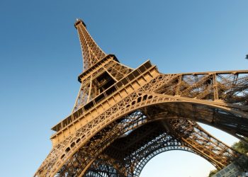 Booking.com para agregar 150,000 atracciones con FareHarbor Tie-In