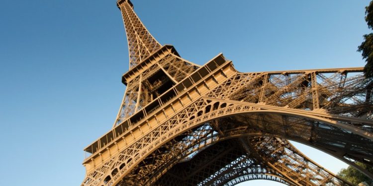 Booking.com para agregar 150,000 atracciones con FareHarbor Tie-In