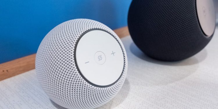 ¿Necesitas un ejército de hablantes de eco?