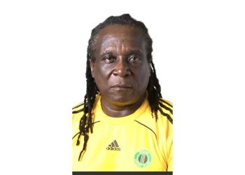 La inaugural Adrian Amsterdam Memorial Cup: Deodat Slams 128 para tomar el hombre del partido