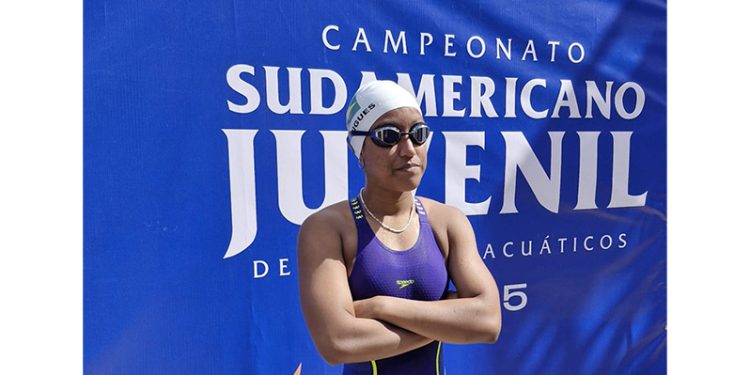 Rodrigues termina fuerte en el campeonato de natación juvenil sudamericano