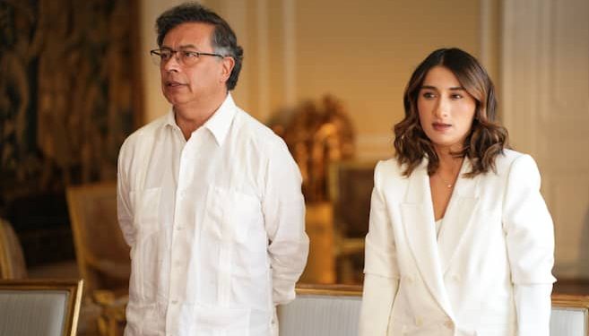 Laura Sarabia Llegará a la Embajada del Reino Unido