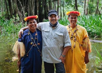 Capitán Raúl García: Dos barcos de Amazon Expedition