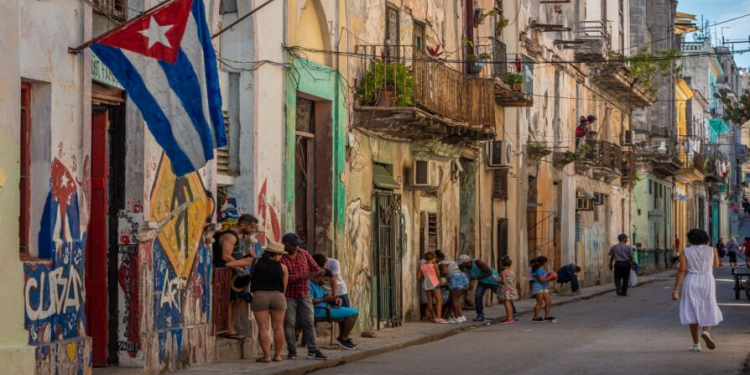 NOTAS SOBRE CUBA Y LOS FRACASOS Añejos de una Seudorrevolución