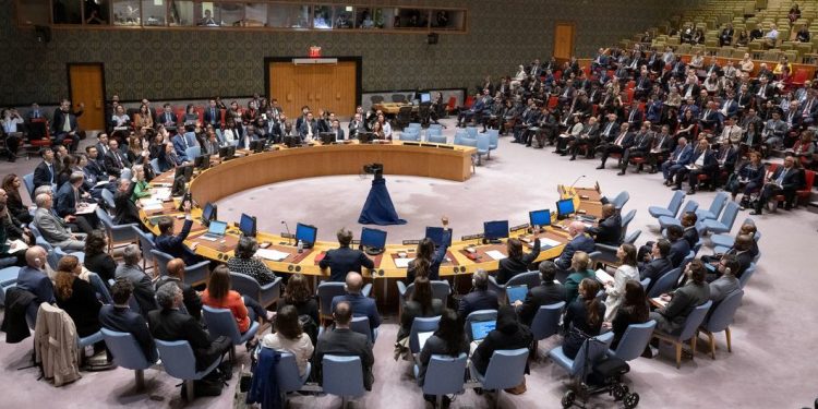 Miles de Apositivos Capaces de anular la rojo celular Fueron Hallados Cerca de la Onu