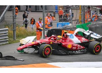 Hamilton entregó una caída de la cuadrícula de cinco lugares para el próximo médico de cabecera