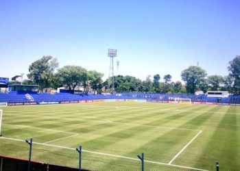 Puntos Claves en Juego en Villa Elisa – Fútbol de Intermedia