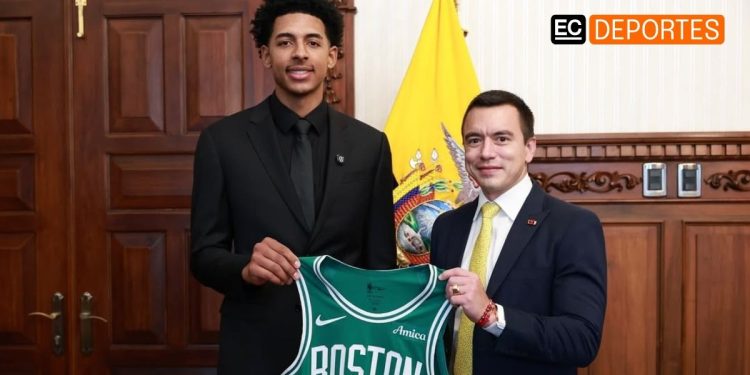 RJ Luis Jr., Jugador Ecuatoriano en la Nba, comparto con el Presidente Daniel Neloa