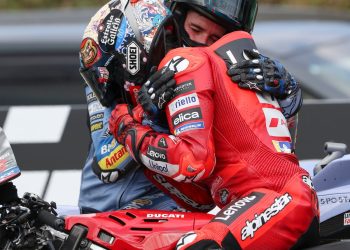 Reanuda Carrera GP Japón MotoGP: Resultados, Clasificación y Reacciones de Márquez Tras ser Campeón en Motegi