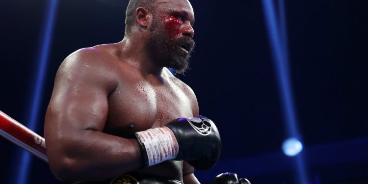 Frank Warren ofrece la actualización de Derek Chisora ​​como ojos veteranos de peso pesado 50th Fight