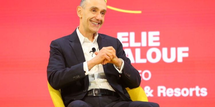 IHG CEO busca 2030: 'El crecimiento se mueve hacia el este'