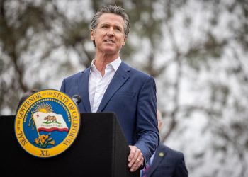 Los legisladores de California desafían una vez más los lazos tecnológicos de Newsom con AI Bill