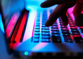 Atornille el dinero: el acuerdo de derechos de autor de $ 1.5B de Anthrope apesta para los escritores