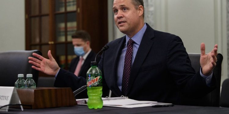 El ex jefe de la NASA dice que los Estados Unidos probablemente perderán la segunda carrera espacial lunar