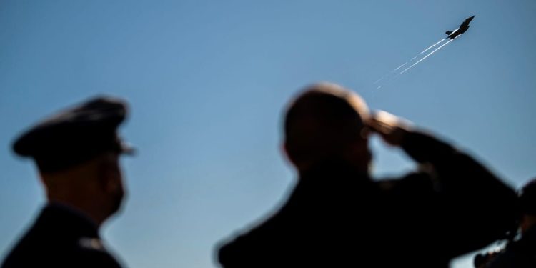 Francia enviará aviones de combate para proteger el espacio aéreo polaco – Político