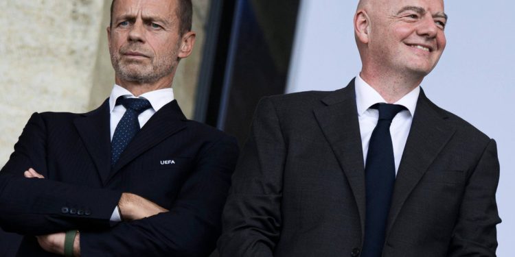 El presidente de la UEFA, Aleksander Ceferin, advierte a la FIFA sobre cualquier plan de la Copa Mundial de Clubes Bienales