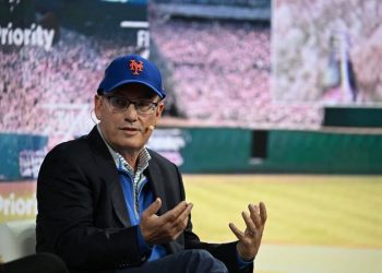 El propietario de los Mets, Steve Cohen, se disculpa con los fanáticos después de perderse los playoffs: «No hicimos nuestra parte»