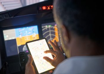 «¡Sal del iPad!» advierte el control del tráfico aéreo cuando Spirit Flight se acerca a Air Force One