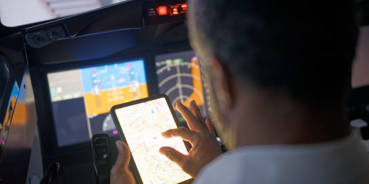«¡Sal del iPad!» advierte el control del tráfico aéreo cuando Spirit Flight se acerca a Air Force One