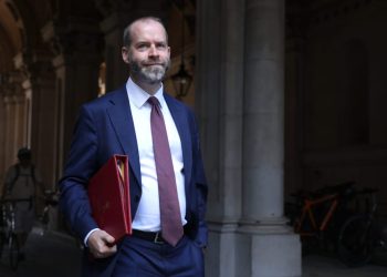 El principal látigo de Keir Starmer, votos de Whip de Keir Starmer, para sacar el trabajo del 'siglo XVIII'-Político