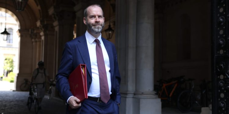 El principal látigo de Keir Starmer, votos de Whip de Keir Starmer, para sacar el trabajo del 'siglo XVIII'-Político