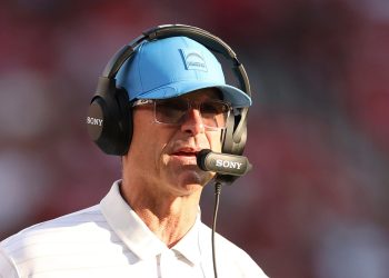 Cuando Jim Harbaugh ingresa a Year 2 con Chargers, ¿han hecho lo suficiente para dar el siguiente paso?