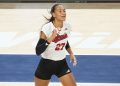 Cómo el voleibol de Nebraska está adoptando la alegría en medio del peso de las expectativas de campeonato o caída