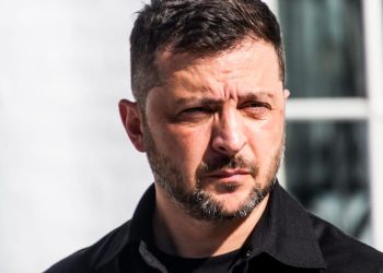 Zelenskyy insta a las difíciles sanciones a Rusia antes de la reunión de Trump – Político