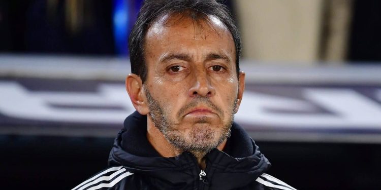 El entrenador de Venezuela, después de no poder calificar para la Copa Mundial y el llamado al presidente para el cambio.