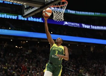 Campo de playoffs de la WNBA 2025 establecido como Storm Clinch Postemporada de postemporada