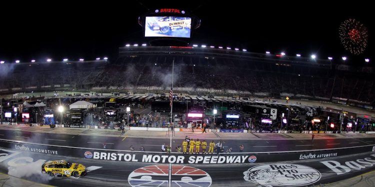 Después de la última carrera de Bristol de NASCAR, preguntas y esperanza de lo que sigue