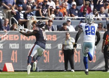 Cómo un parpadeo de pulgas de 65 yardas encendió la primera victoria de los Chicago Bears