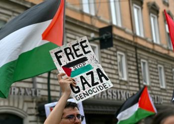 Los trabajadores se realizan una huelga masiva en toda Italia en apoyo de Gaza – Político