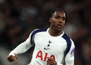 La lucha cuesta arriba de Mathys Tel para establecerse en Tottenham Hotspur no es más fácil