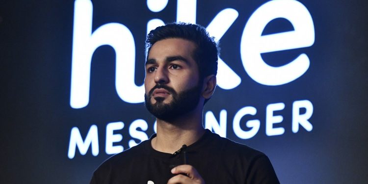 La caminata, una vez un unicornio, se cierra mientras India se toma en cuenta de los juegos de dinero real