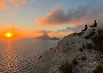 Una guía de editor para el bienestar en Ibiza