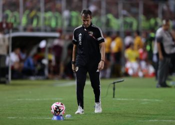 Fernando Batista, dt de Venezuela, y la frustración de quedarse repechaje al Mundial 2026: 'lO intencamos, no pudo ser' | Fútbol | Deportes