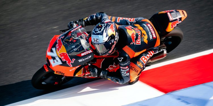 Valentín Perrone Tuvo Un Buen Viernes en Misano y Peleará por la Pola :: Olé