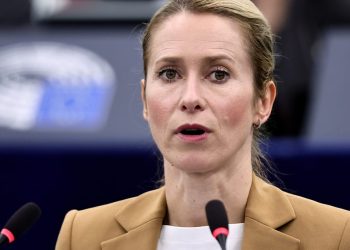 El diplomático superior de la UE disminuye la violación de Rusia del espacio aéreo rumano – Político