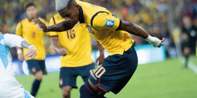 El Anderlecht Renueva A Nilson Angulo por Cuatro Años