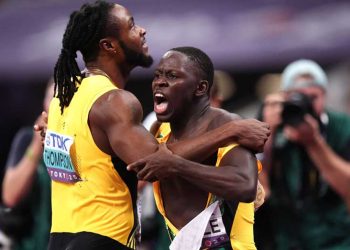 Sevilla Shocks Thompson, Lyles para ganar 100 metros de oro