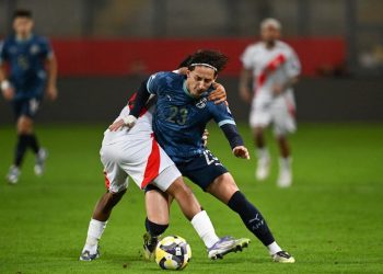 Albirroja, la flor de un bello porvenir