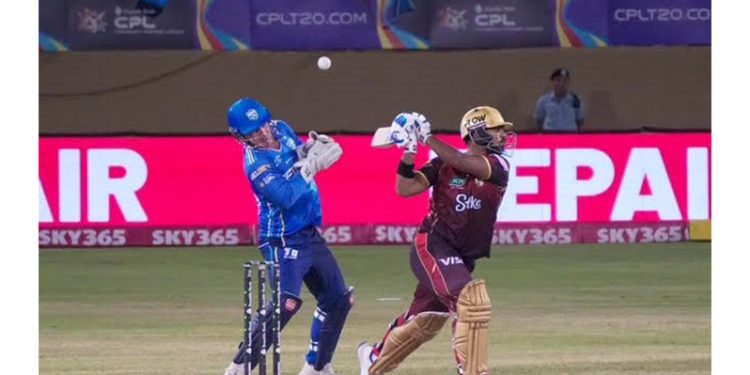 Pooran, Tariq puso a TKR en la sexta final