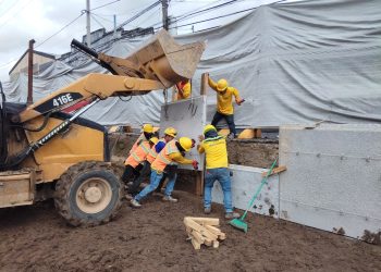 Julio Héctor Estrada, Presidente de la Comisión de Finanzas