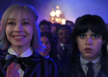 «Merlina» Temporada 2, parte 2: Un Oscuro final, DiverTido y Con un cliffhanger duele | Netflix | Intro