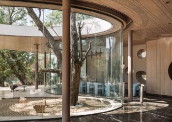 Recolectar Grove Residence / R+R Architects