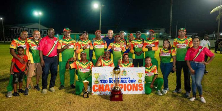 Extravaganza de softbol de unificación histórica de GSCL para el 26-28 de septiembre